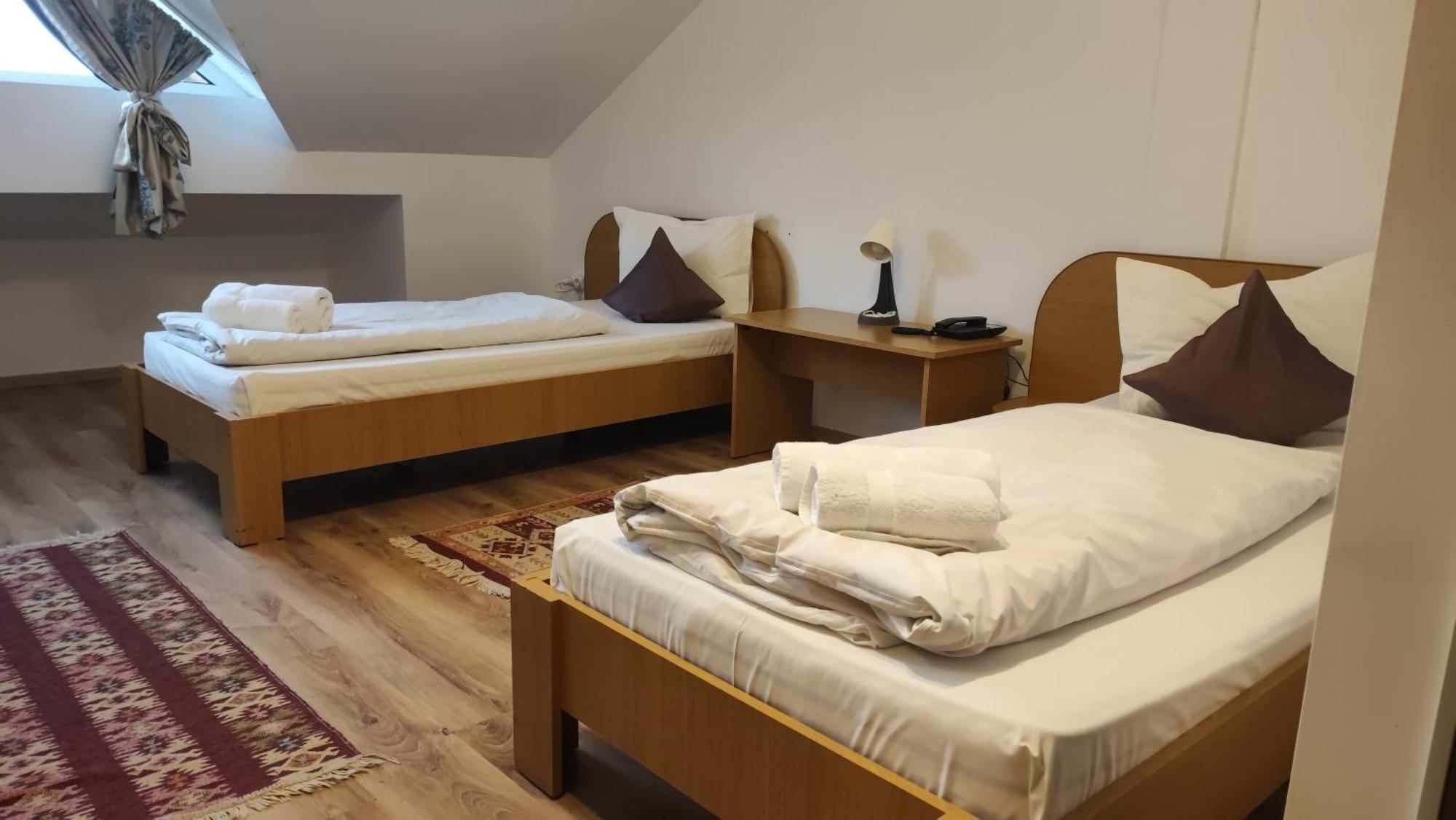 Motel Prislop Haţeg Extérieur photo